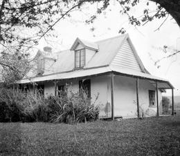 William Higgs cottage 1920-1930s